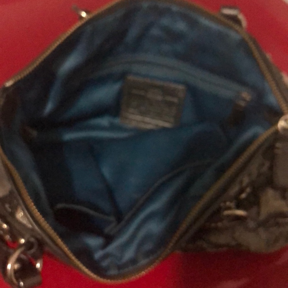 Authentic Coach handbag - Picture 2 of 2
